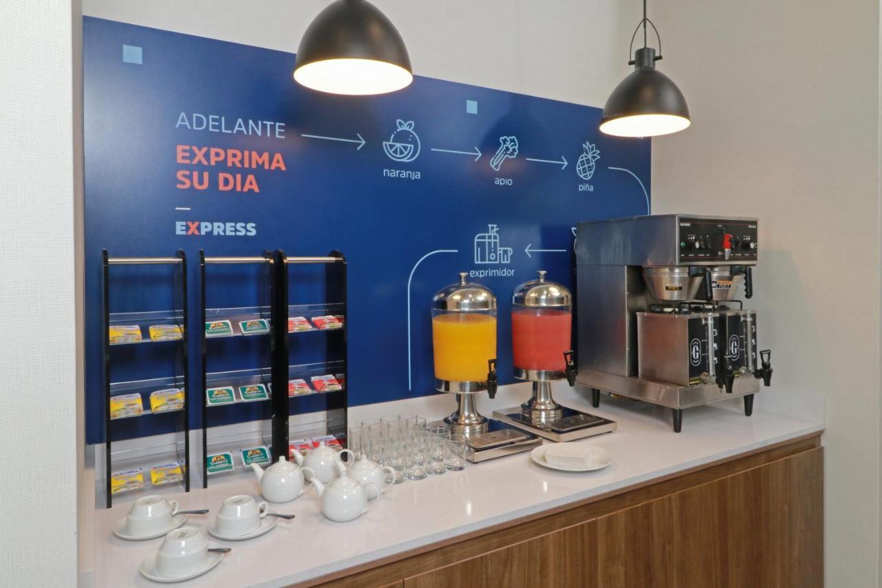 Holiday Inn Express - Monterrey - Fundidora By Ihg Extérieur photo